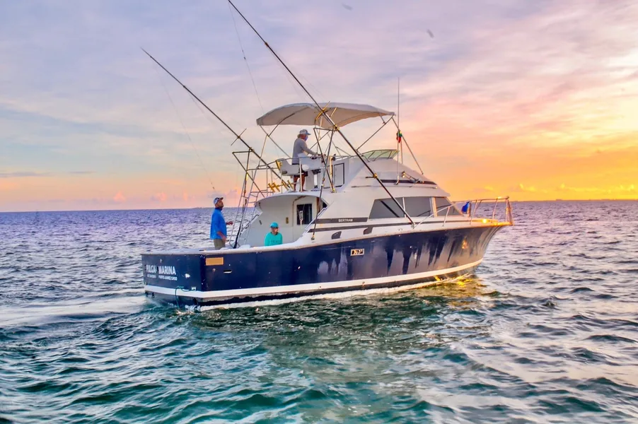 TIKI TIKI PARTY BOAT