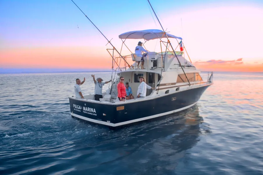TIKI TIKI PARTY BOAT