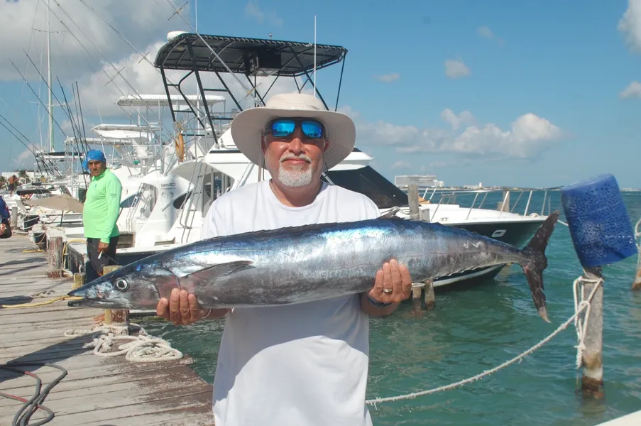 TIKI TIKI PARTY BOAT