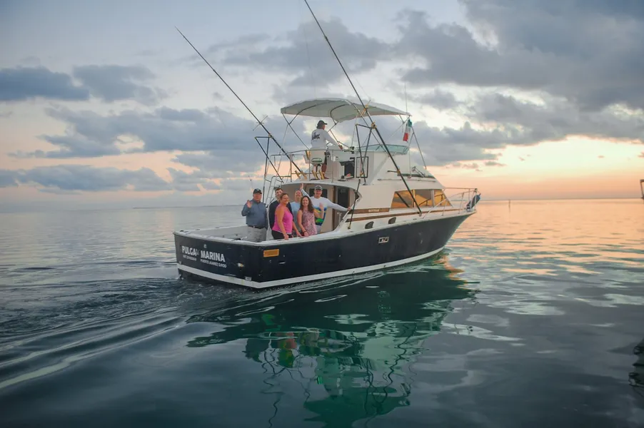 TIKI TIKI PARTY BOAT